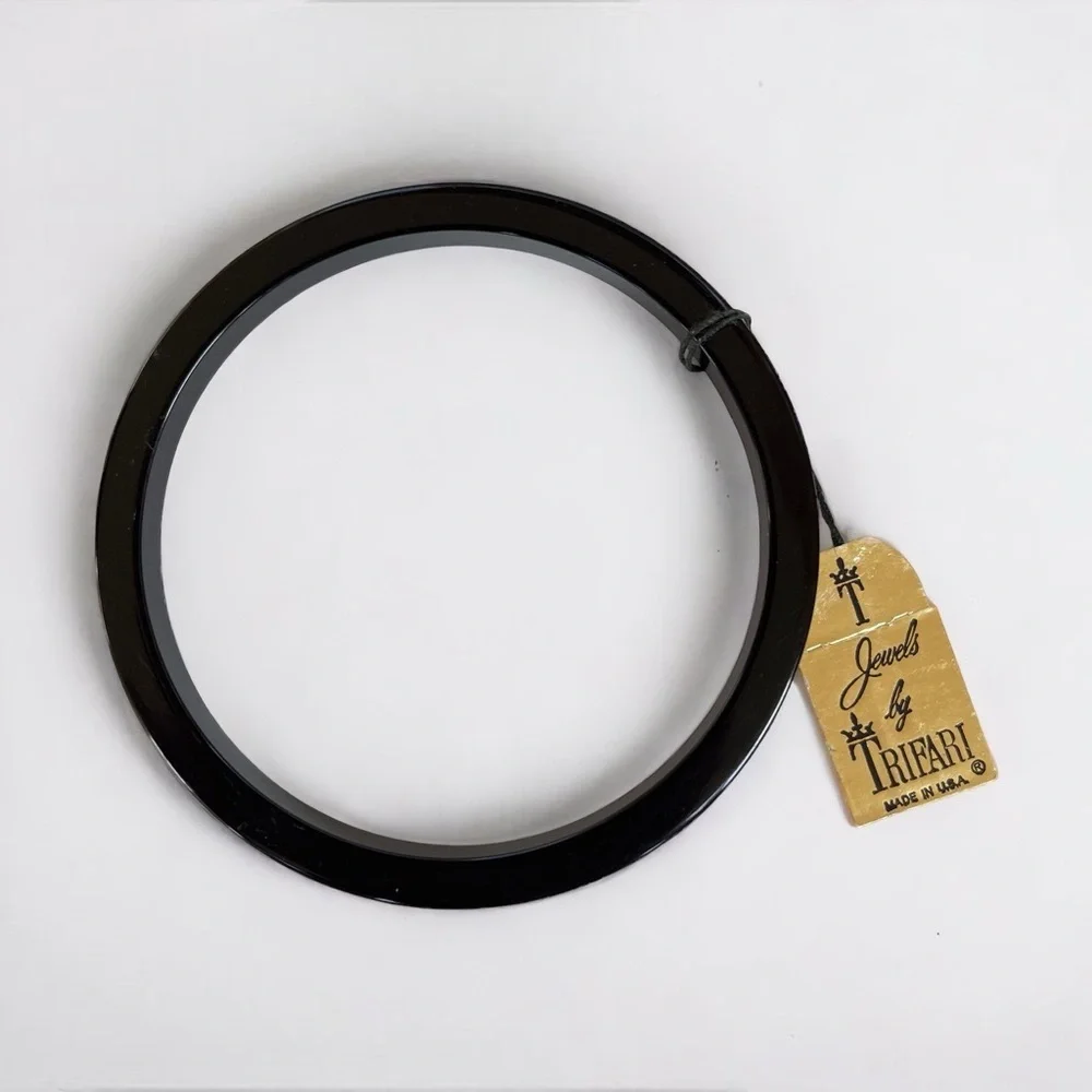 Vintage Jewels By Trifari Jet Black Acrylic Bangle Bracelet with Rhinestones
